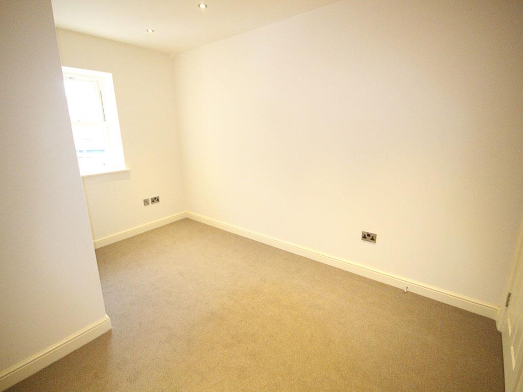 2 bedroom apartment To Let in Barnoldswick - 2016-01-14 10.39.25.jpg